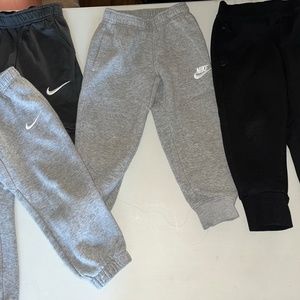 Nike joggers lot
